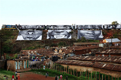 JR遍布全球的城市街头艺术作品