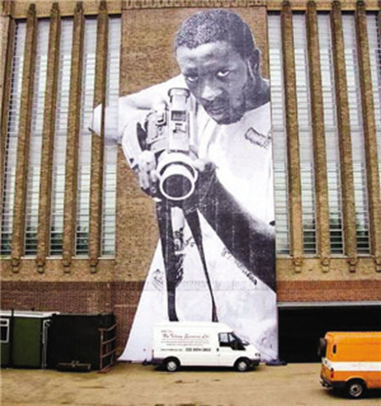 JR遍布全球的城市街头艺术作品